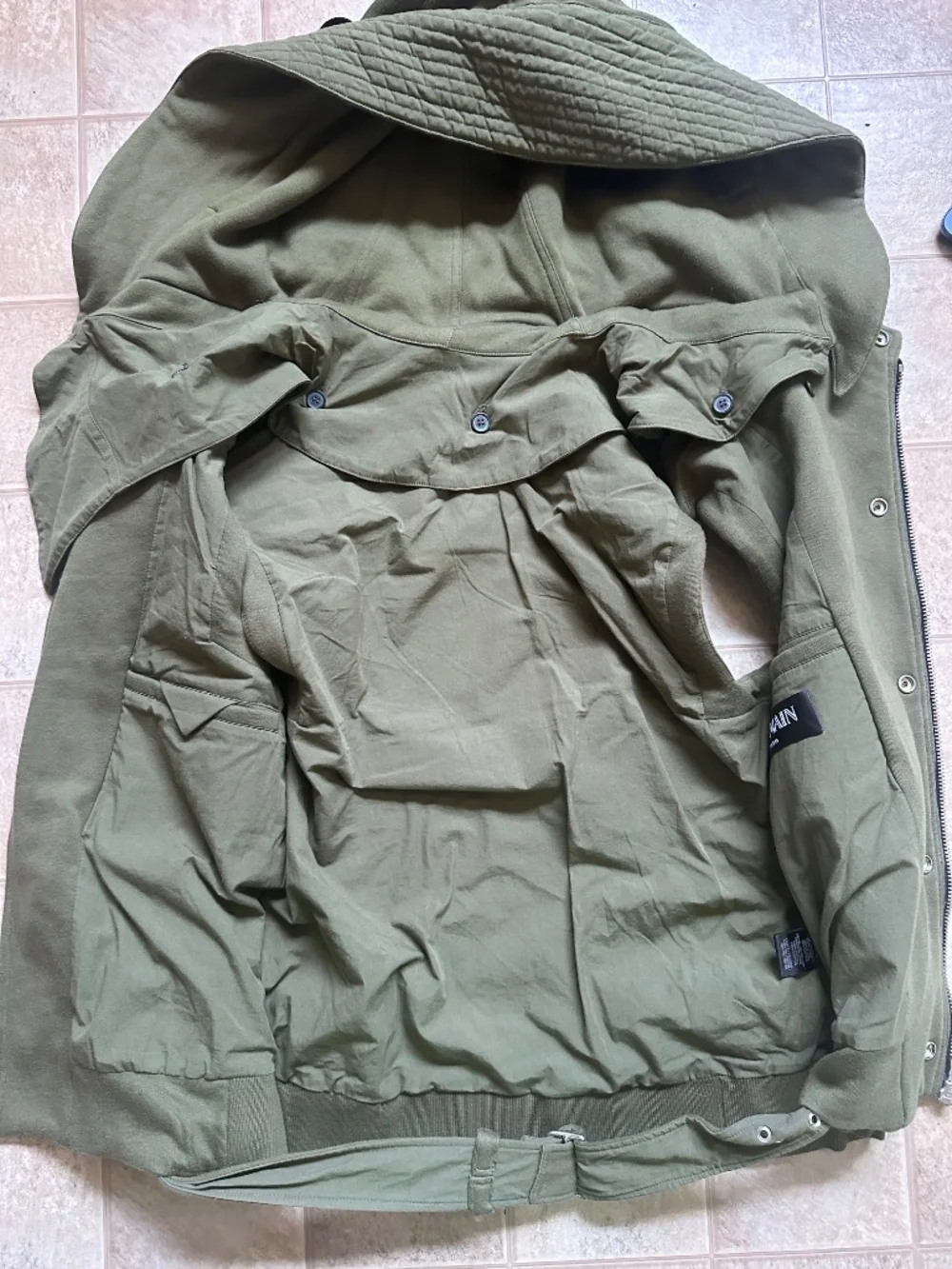 Title: Balmain Paris Napoleon Hooded Quilted Vest Olive M
